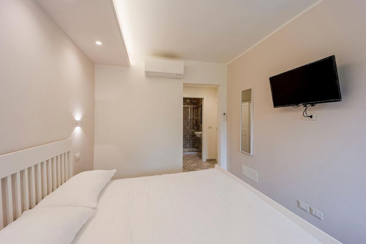 Gli Ulivi Rooms And Breakfast Marina dʼMarina dʼAndora Exterior foto